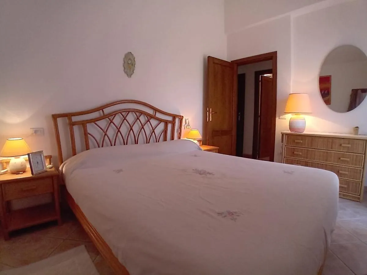 Semesterbostad Villa Paola Costa Paradiso
