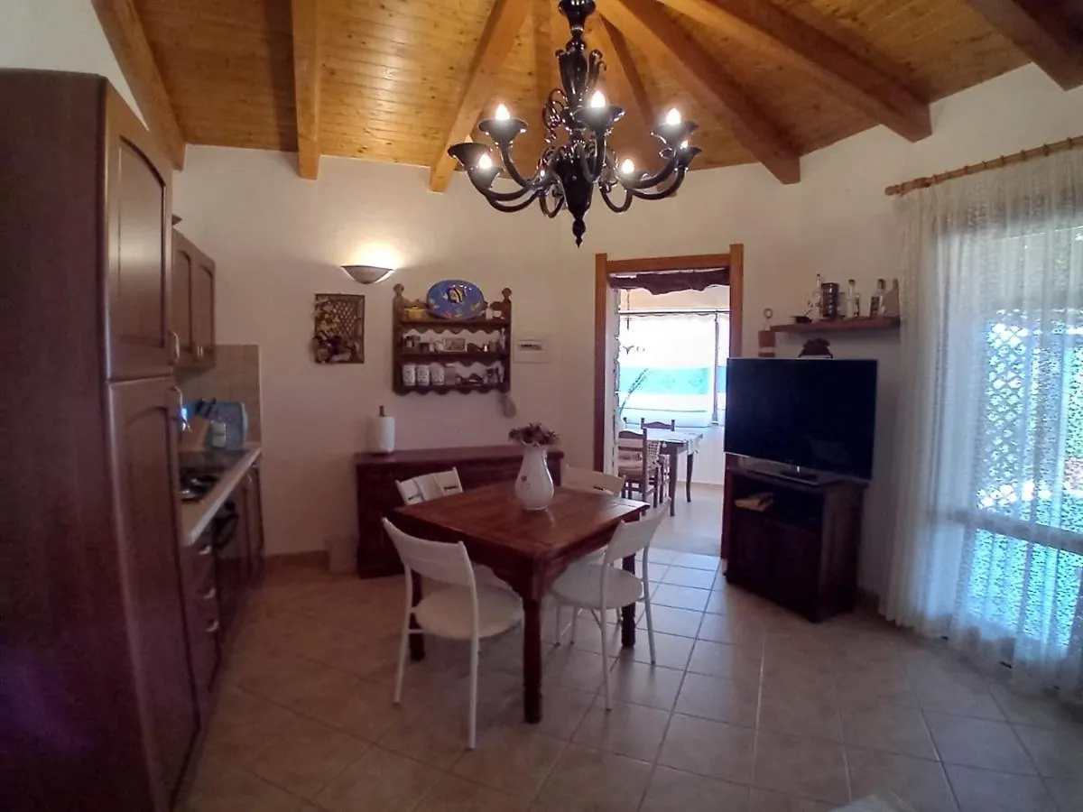 Villa Paola Costa Paradiso 0*,